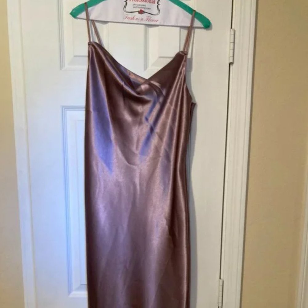 Birdy Grey. LISA MIDI DRESS SATIN DARK MAUVE